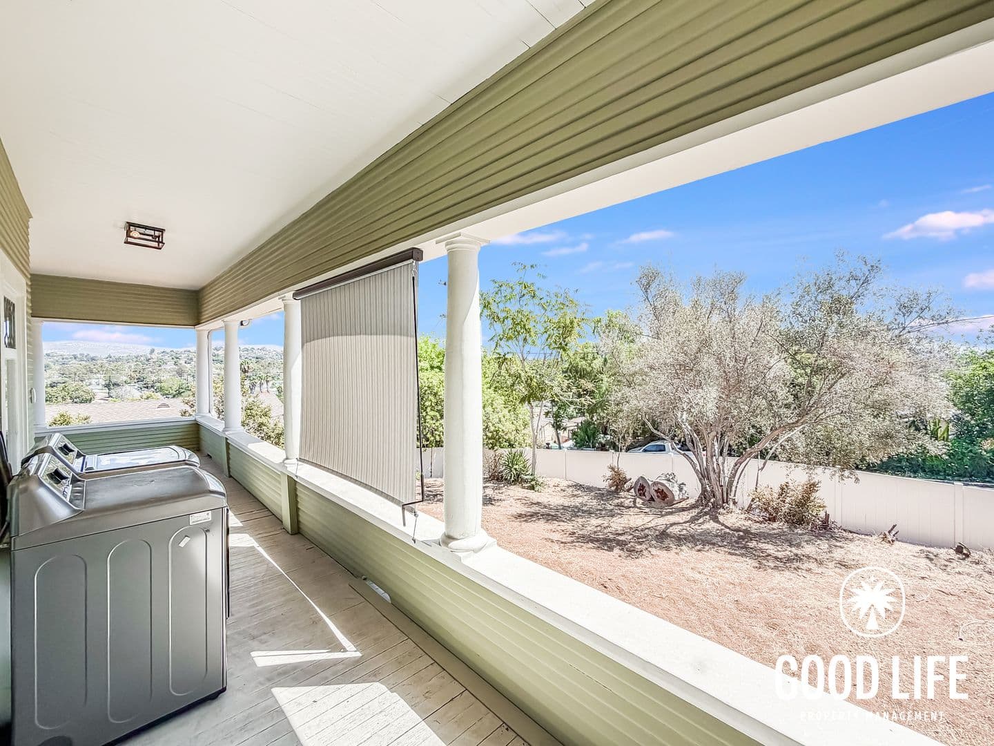 Escondido House: 850 W 7th Ave