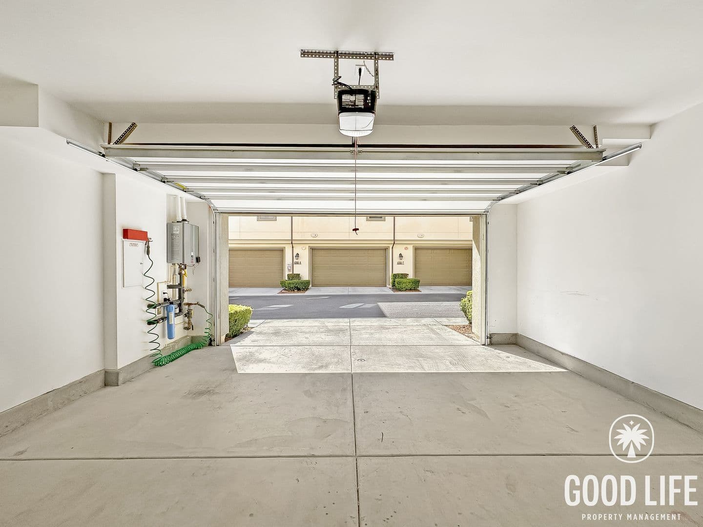 Oceanside Townhome: 4366 Pacifica Way Unit 3
