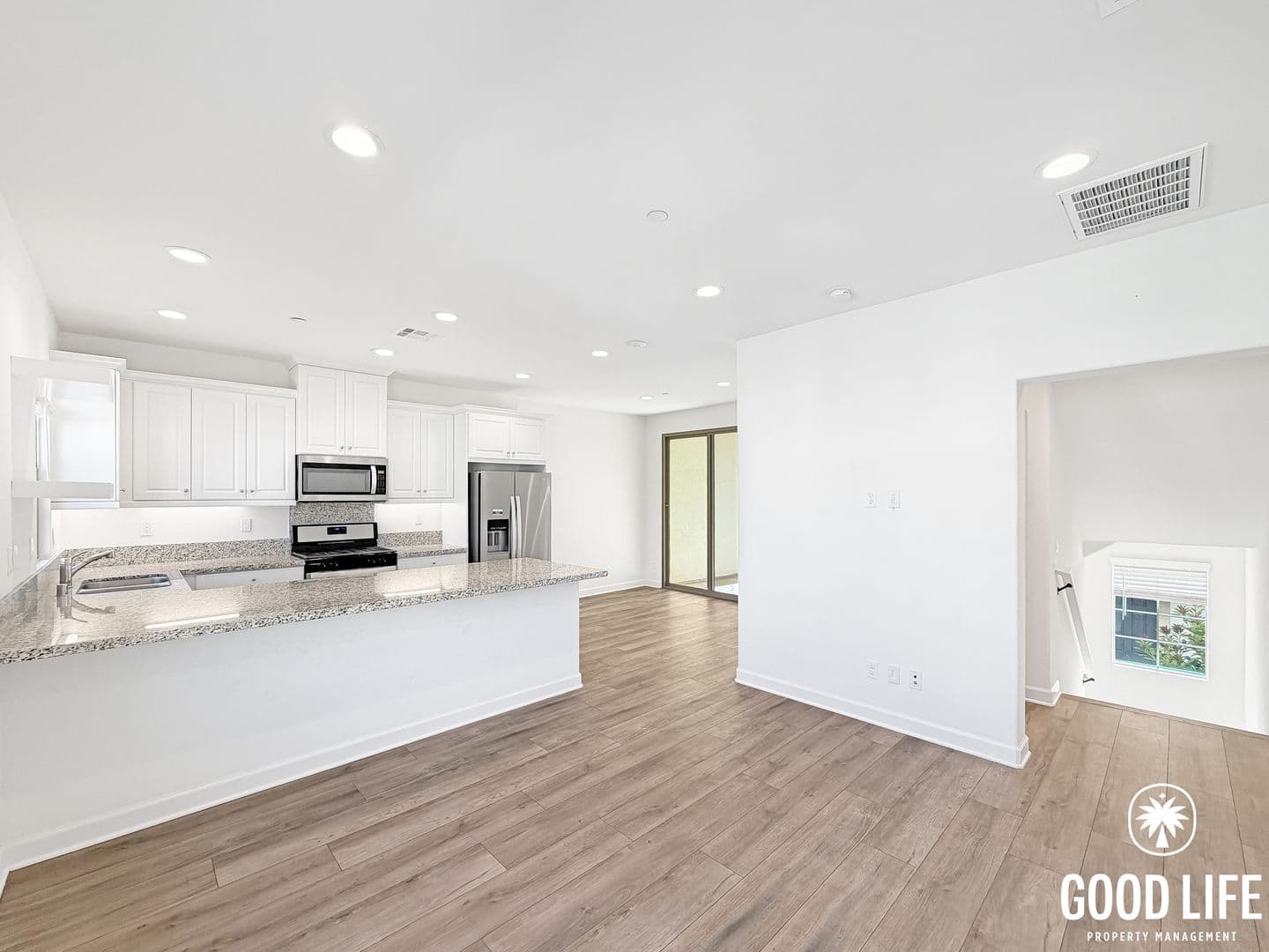 San Marcos Townhome: 866 Slate St