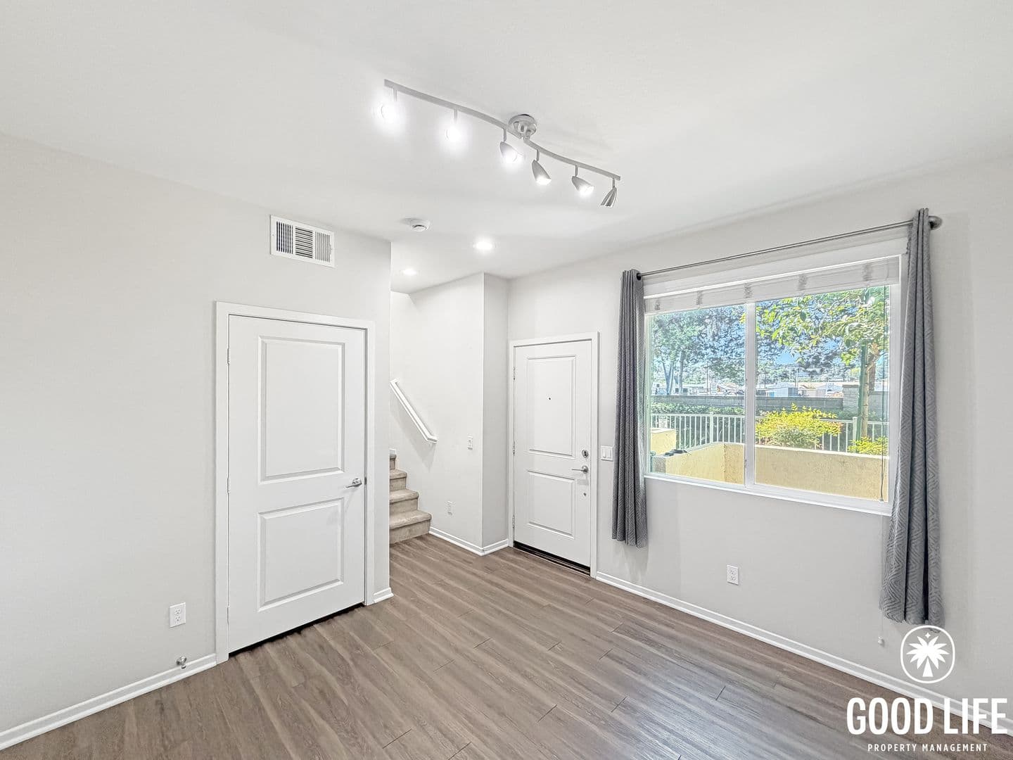 Escondido Townhome: 215 Antoni Glen Unit 1108