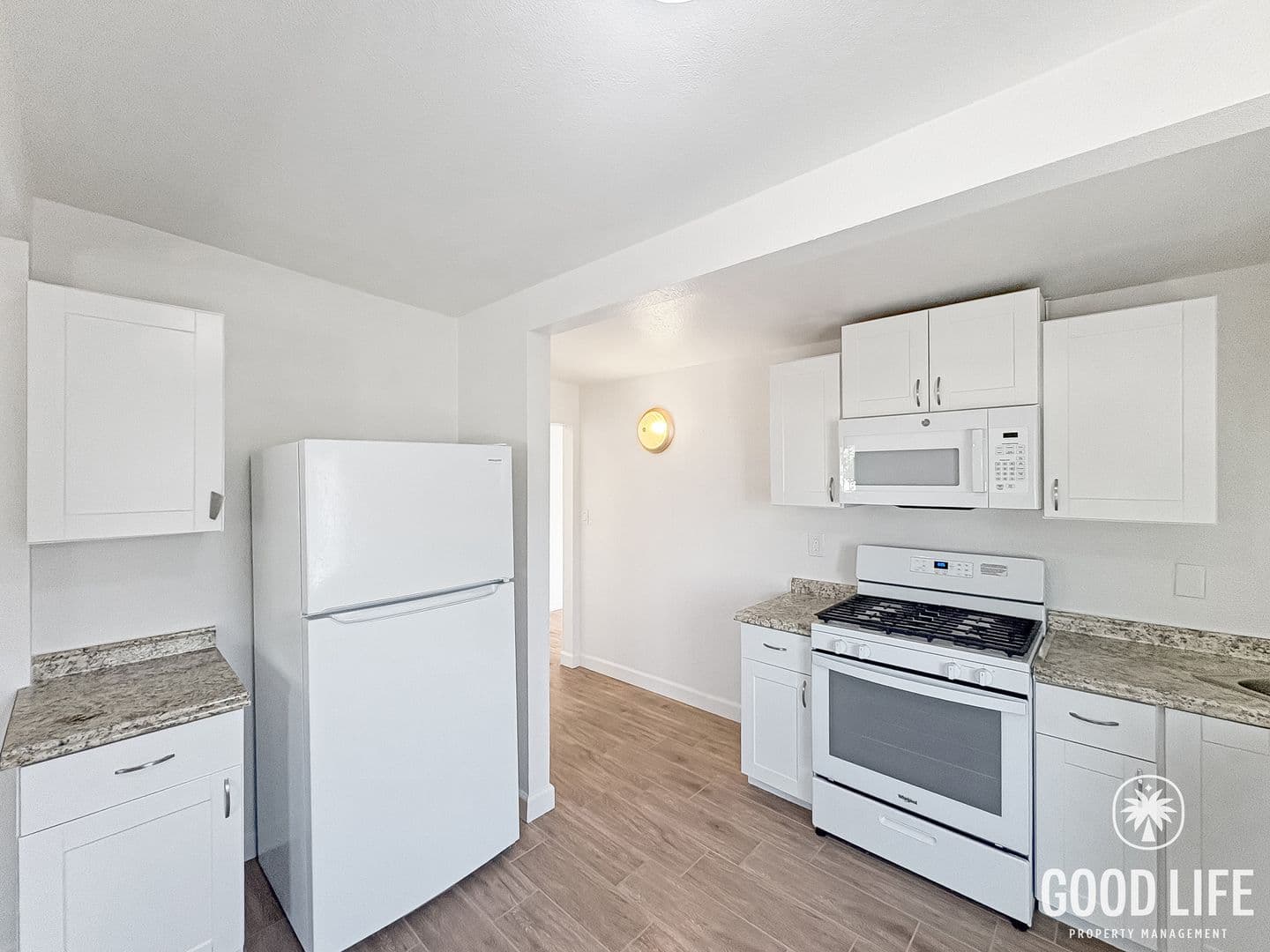 Vista Apartment: 523 N Citrus Ave