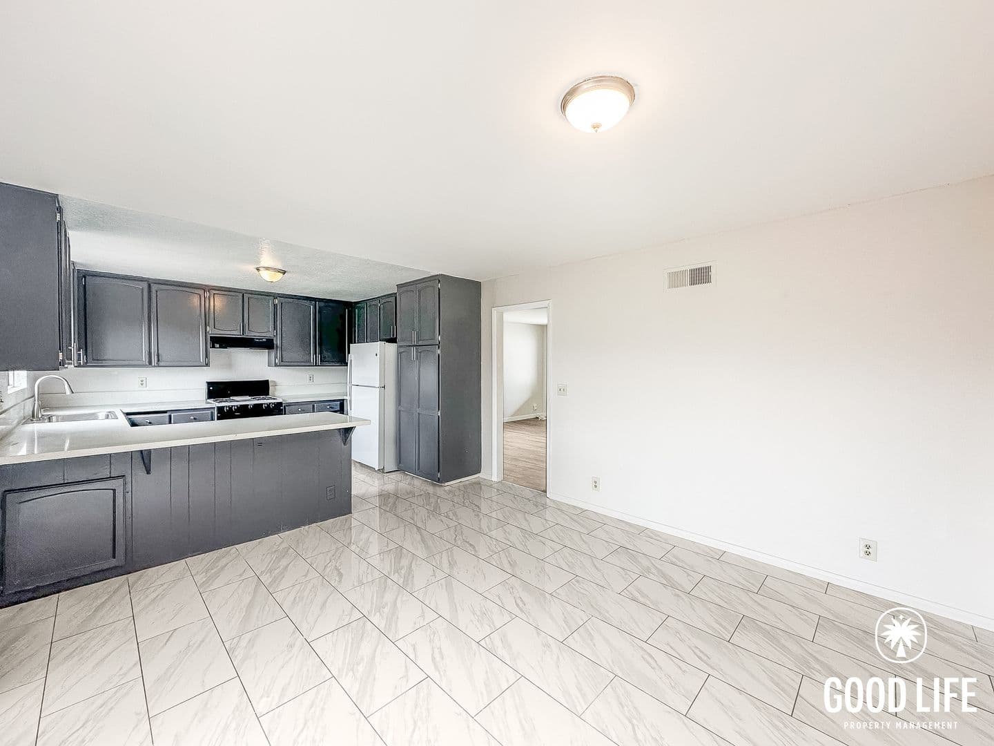Spring Valley Townhome: 2018 Hawkins Way Unit A