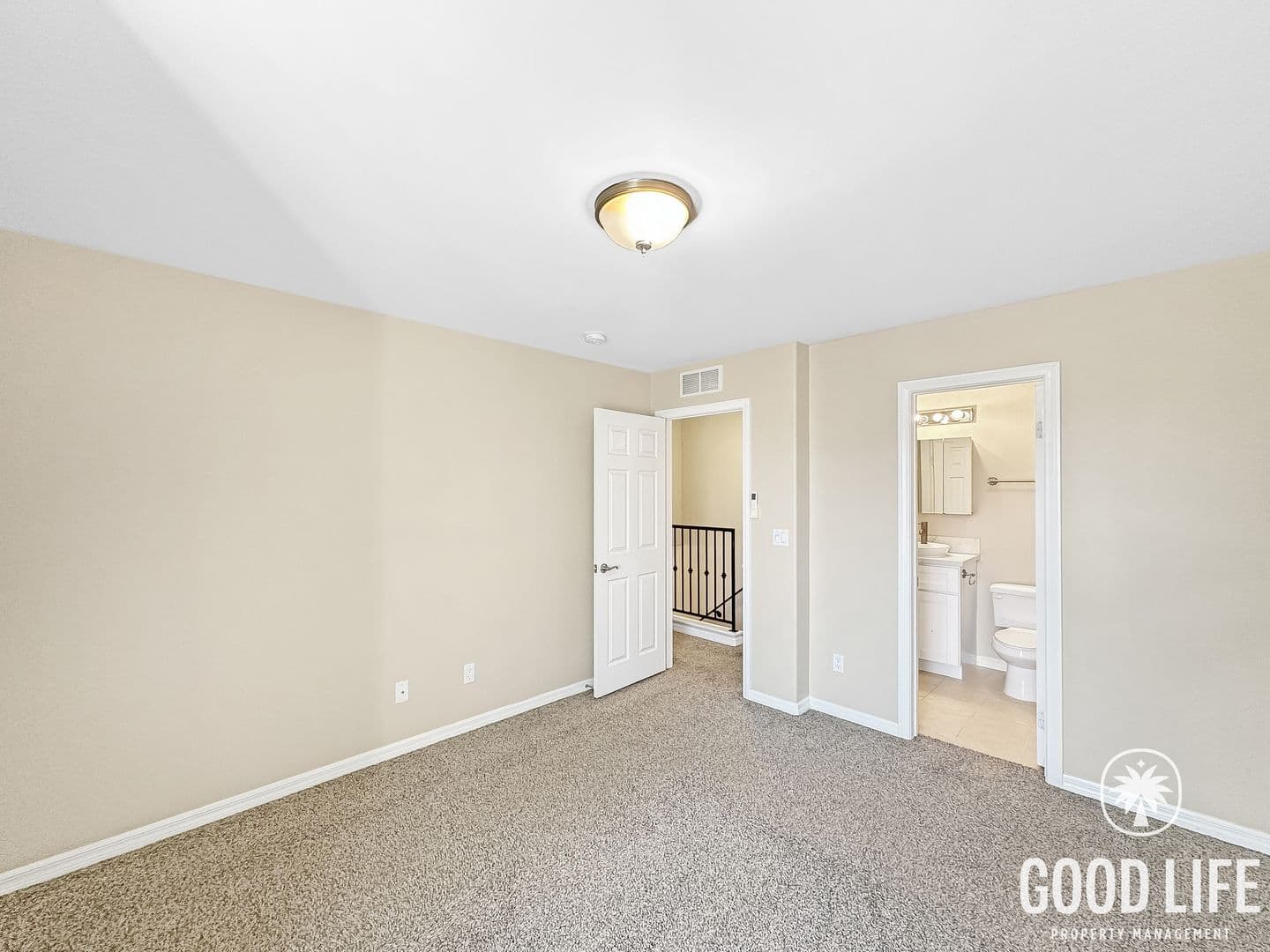 San Diego Condo: 5252 Balboa Arms Drive Unit 159