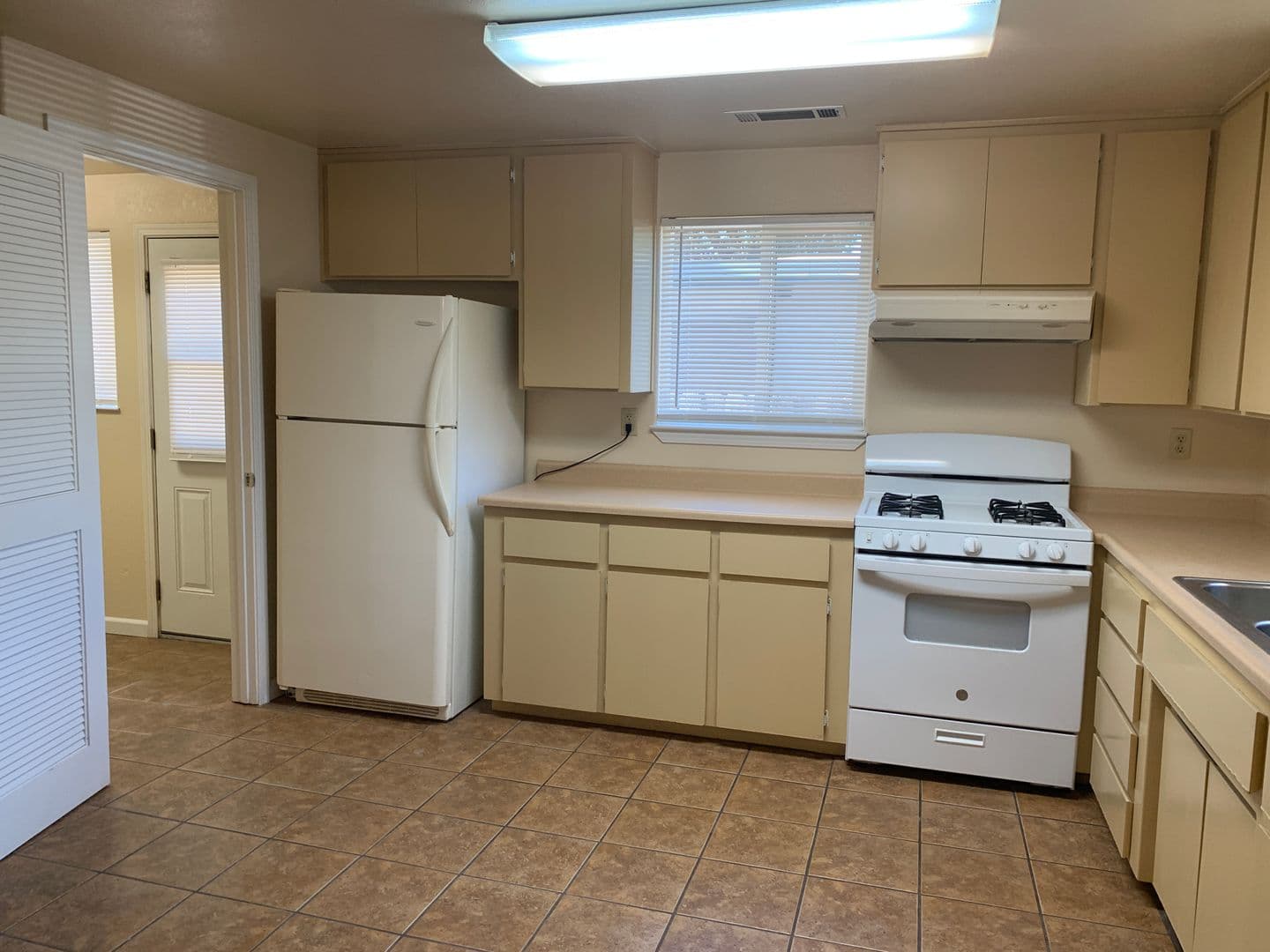 Yuba City House: 804 Chestnut St