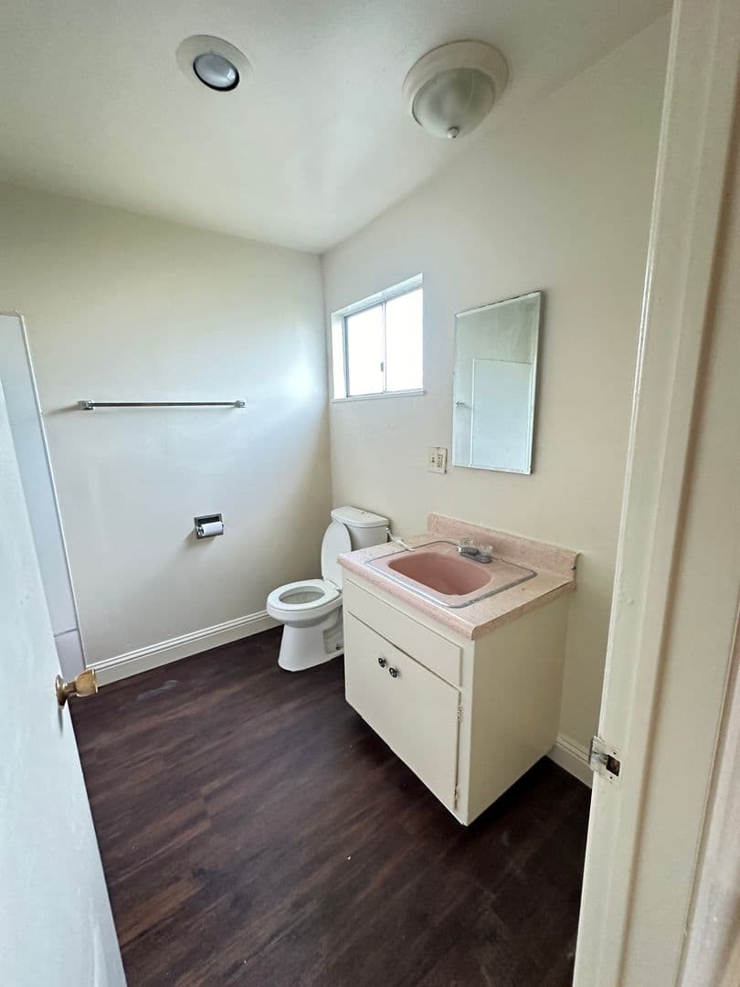 Marysville Apartment: 1100 E 17th St