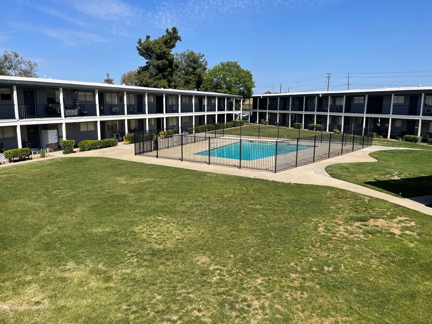 Marysville Apartment: 1100 E 17th St
