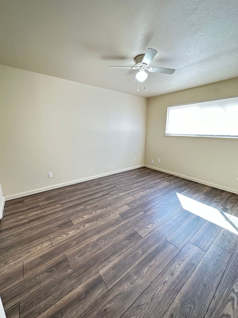 Marysville Apartment: 1100 E 17th St