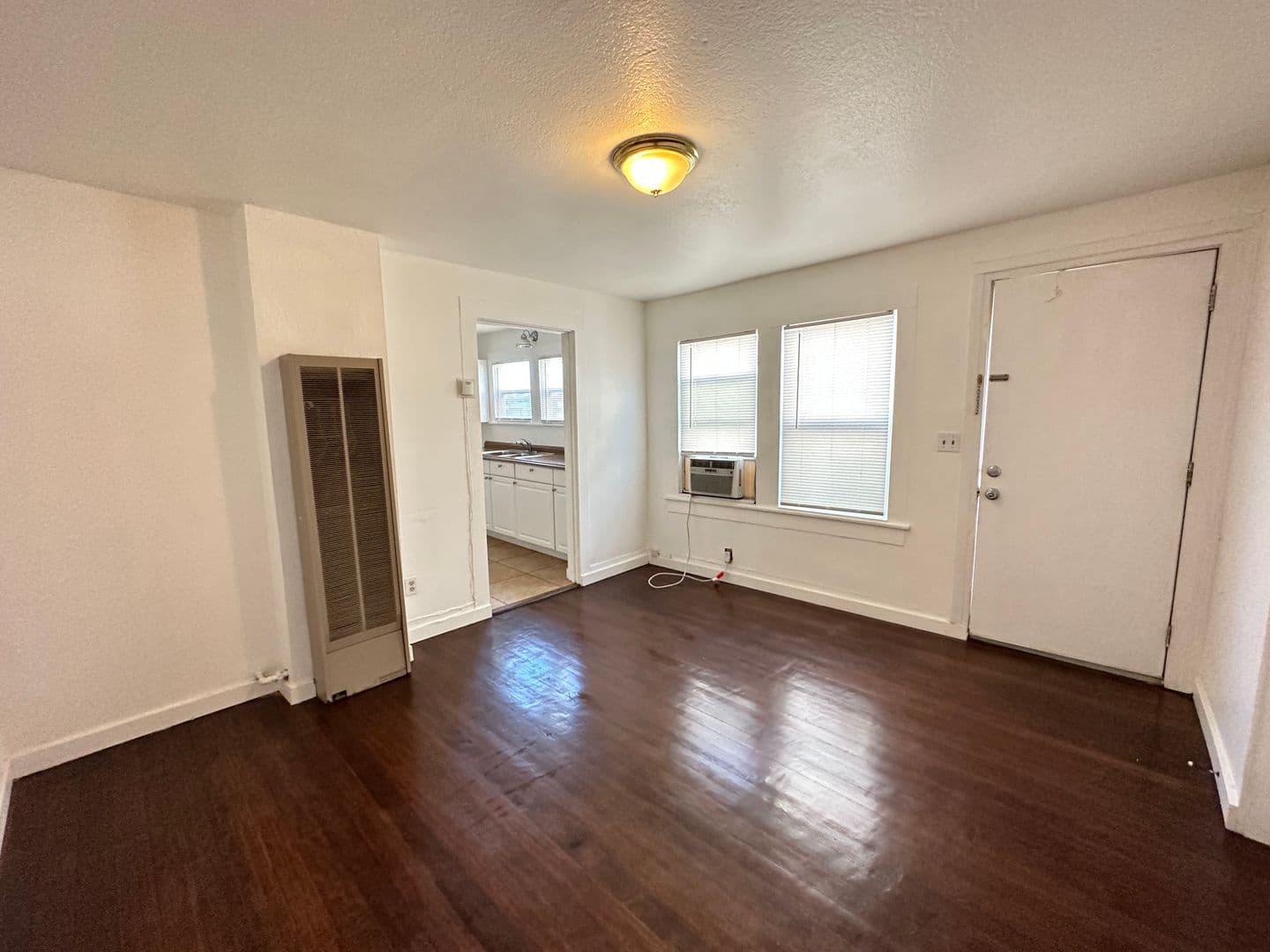 Marysville Apartment: 329 B St