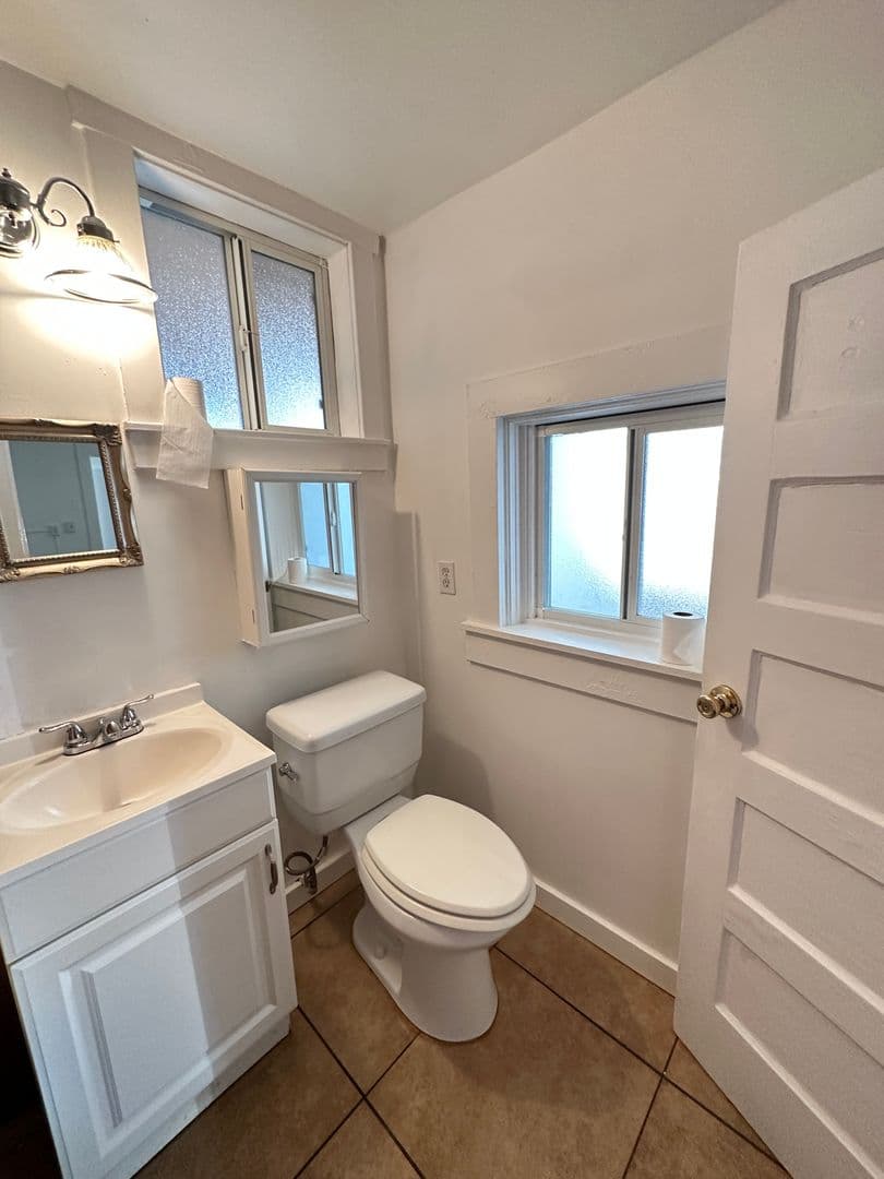 Marysville Apartment: 329 B St