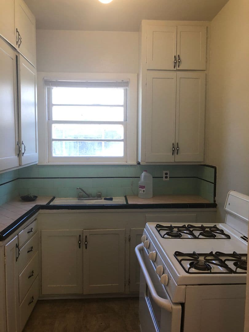 Marysville Apartment: 518 H St Apt 1-6