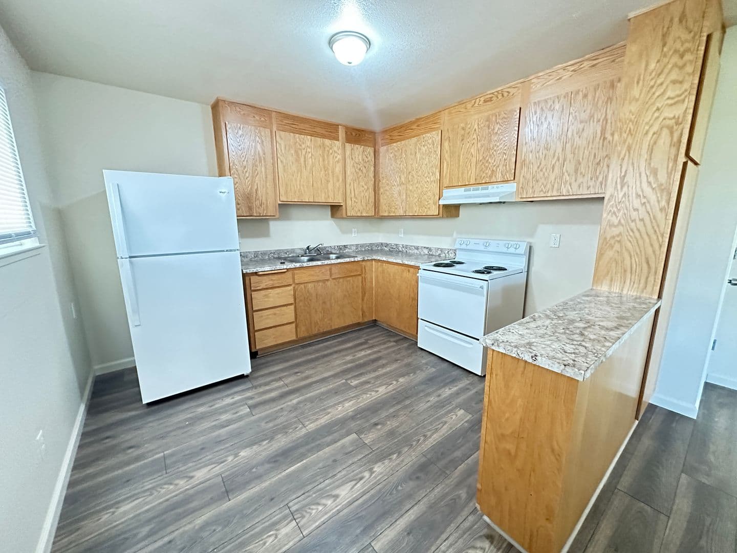 Marysville Apartment: 1100 E 17th St