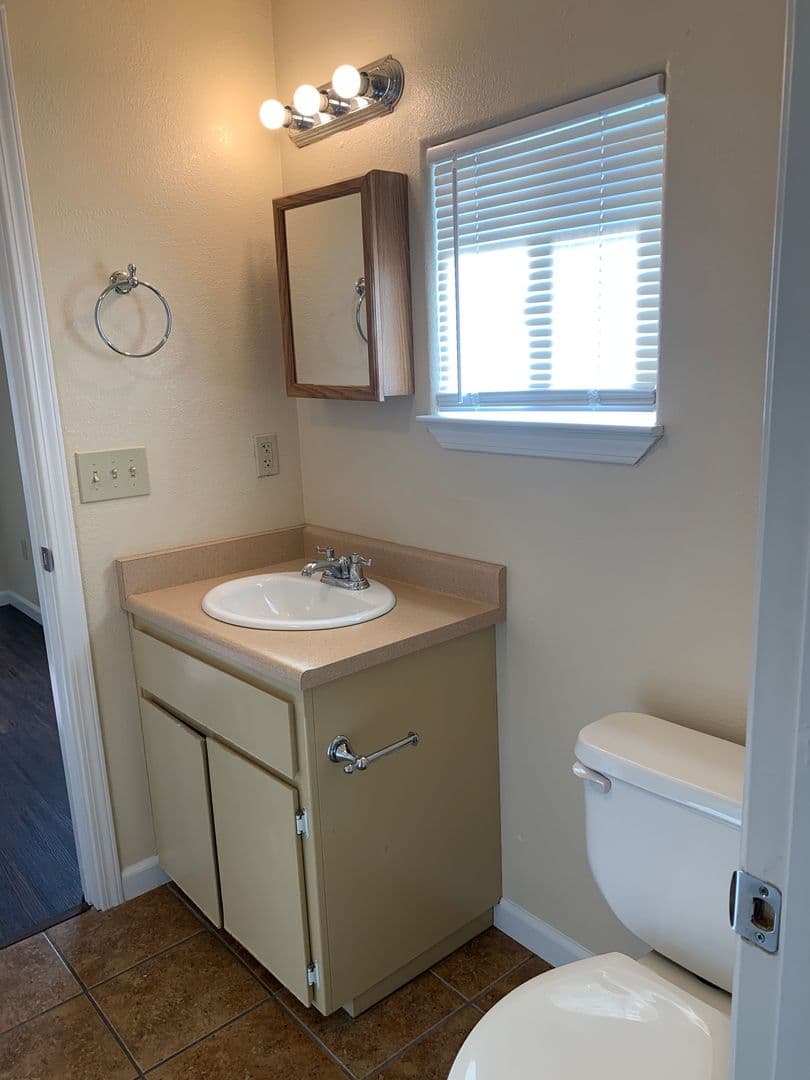 Yuba City House: 804 Chestnut St