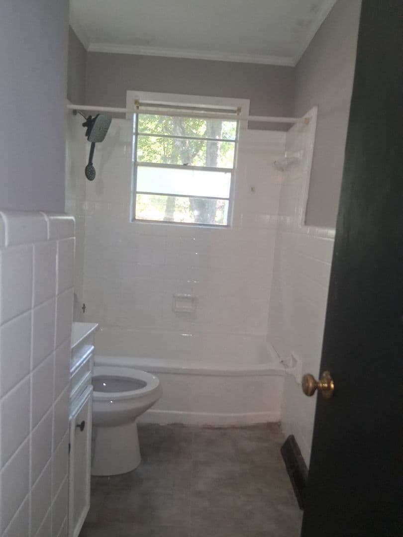 Jackson House: 5542 Grafton Street