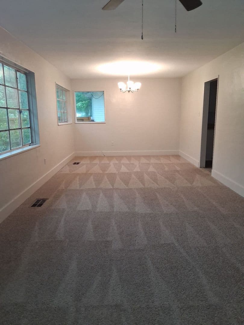 Jackson House: 3122 Oak Forest Drive
