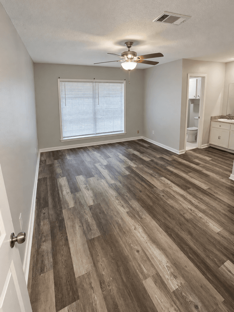 Jackson House: 1426 Tracewood Dr
