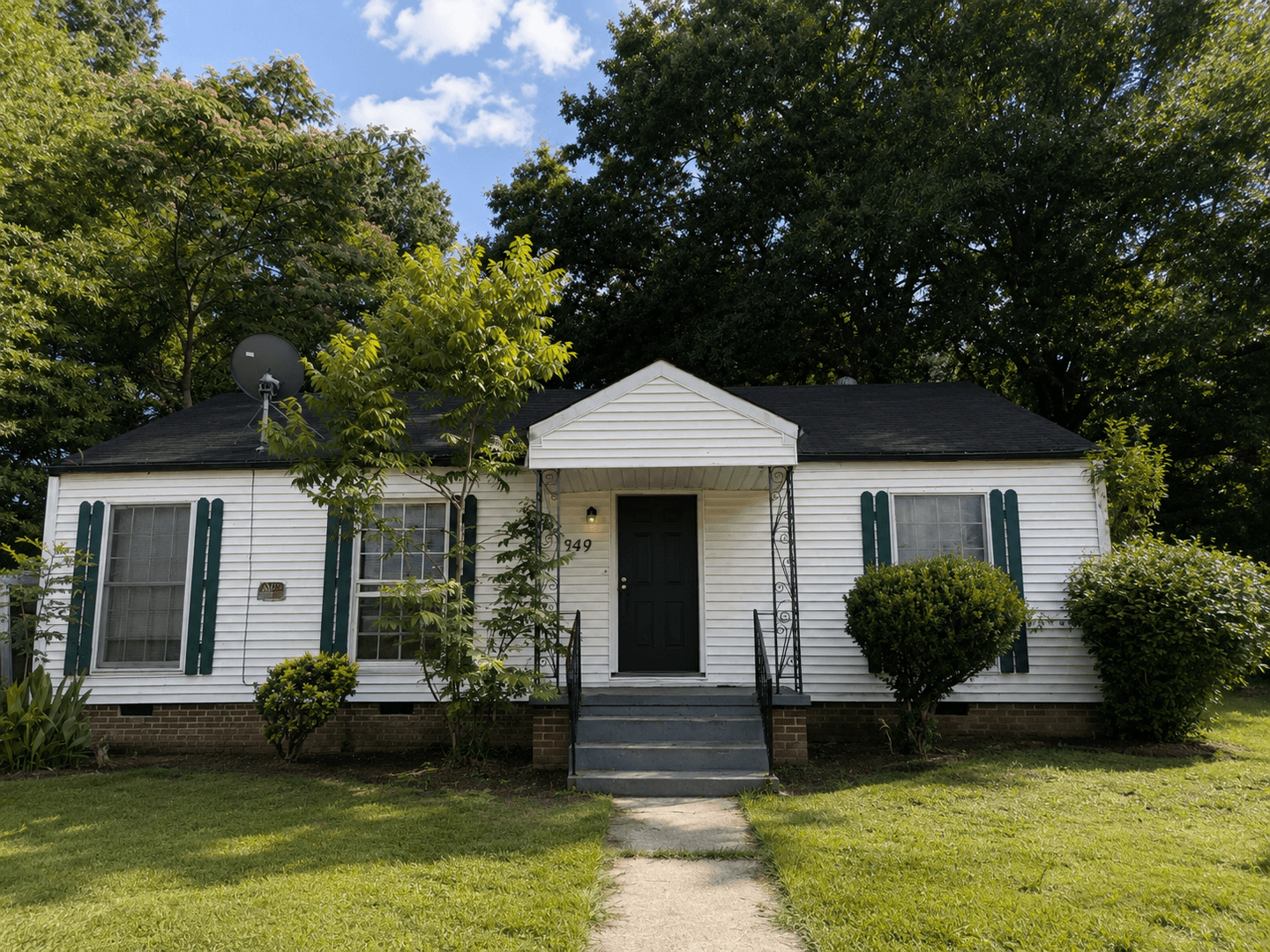 Jackson House: 149 Arbor Hill Drive