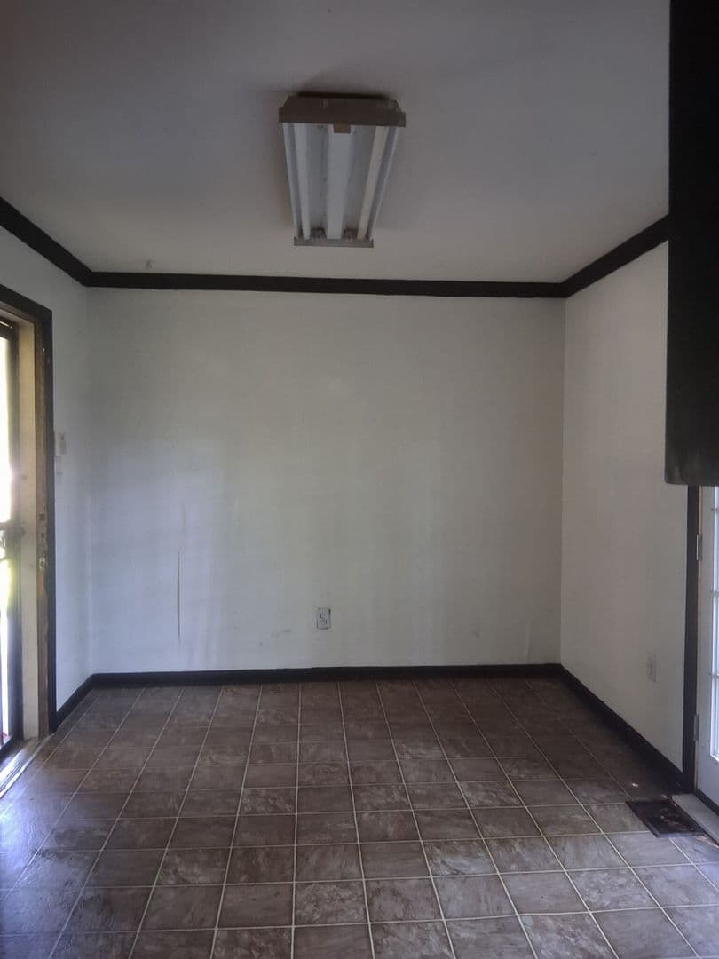 Jackson House: 5542 Grafton Street