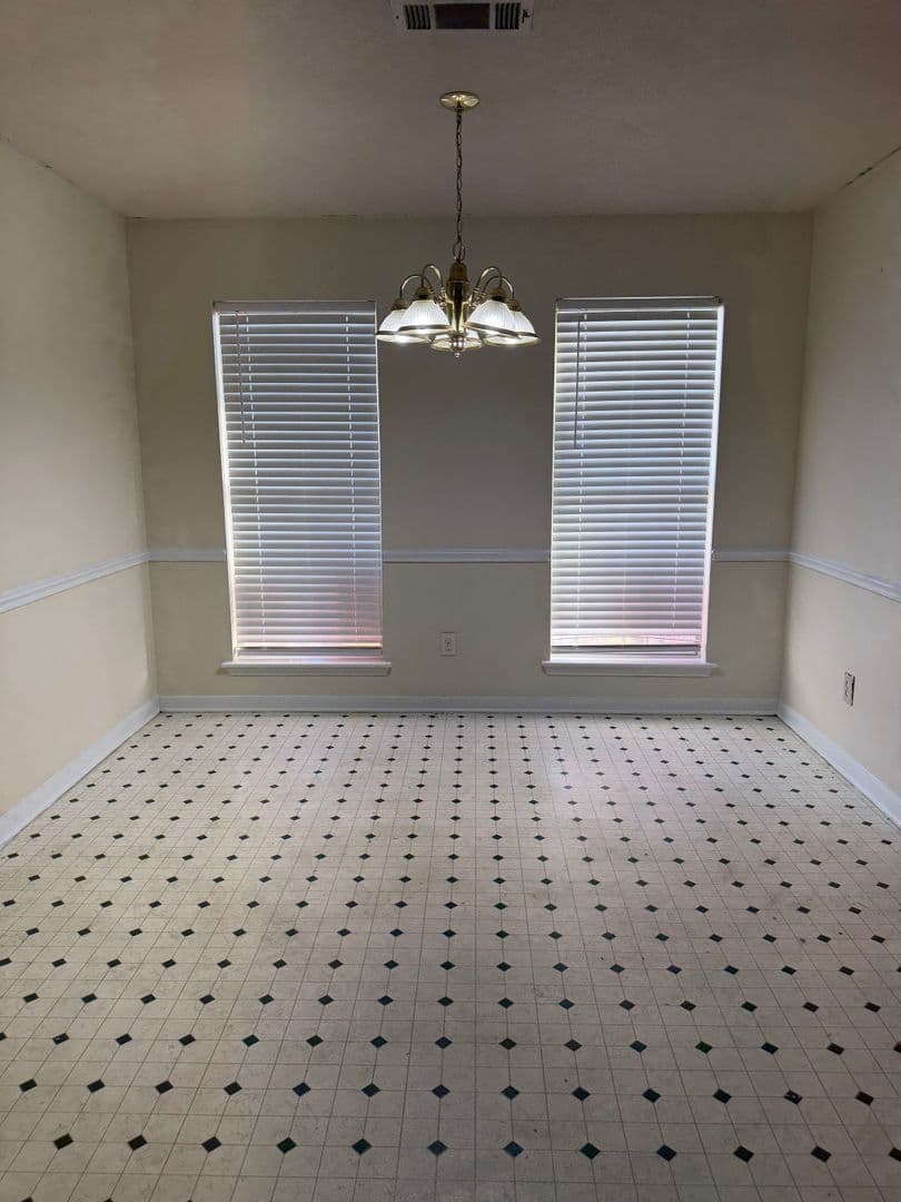 Byram House: 4422 Blake Circle