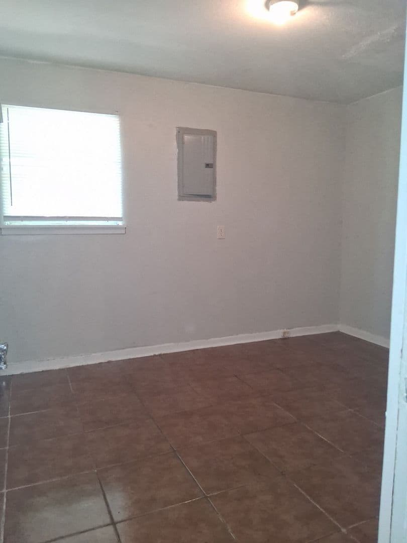 Jackson House: 1215 Garden Park Drive