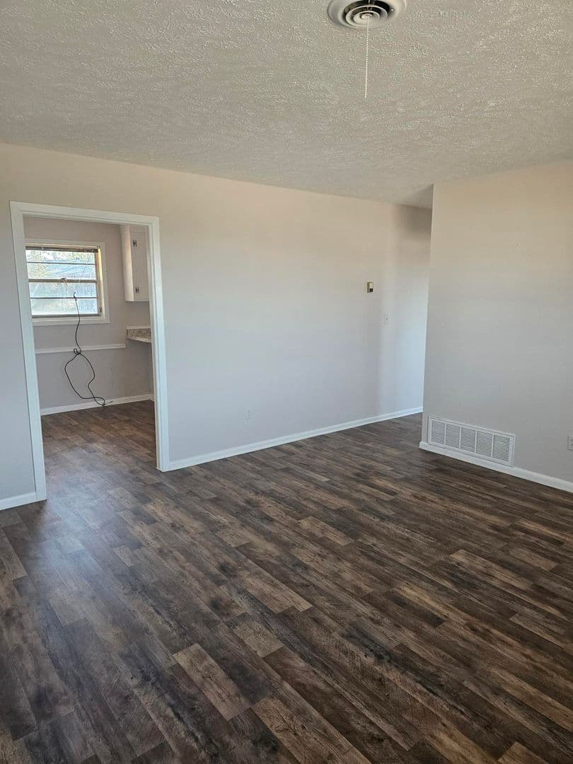 AUGUSTA House: 2513 DEXTER RD