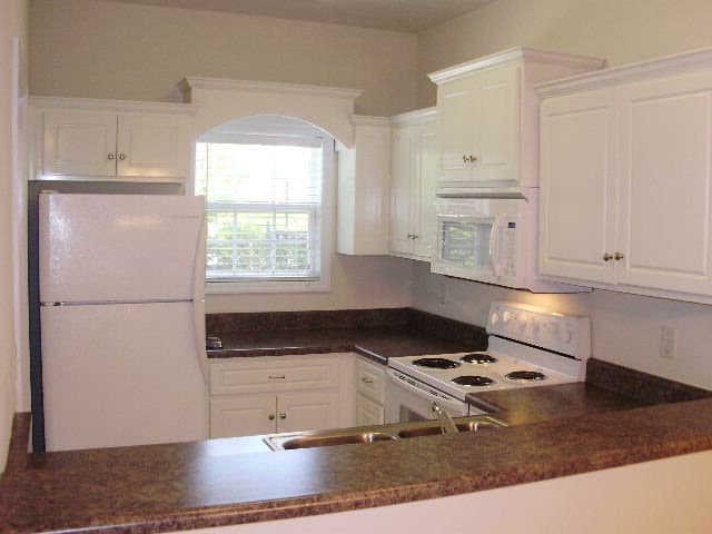 Augusta Townhome: 338 Bay Street