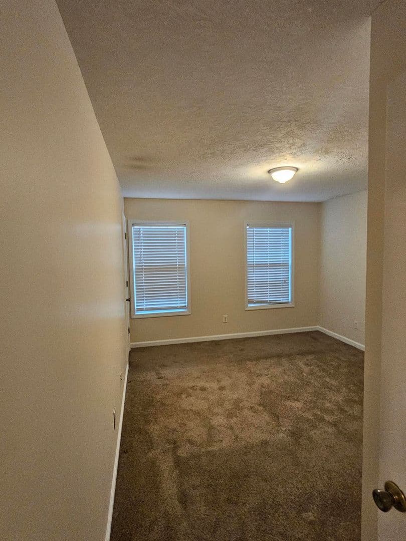 Augusta Townhome: 338 Bay Street