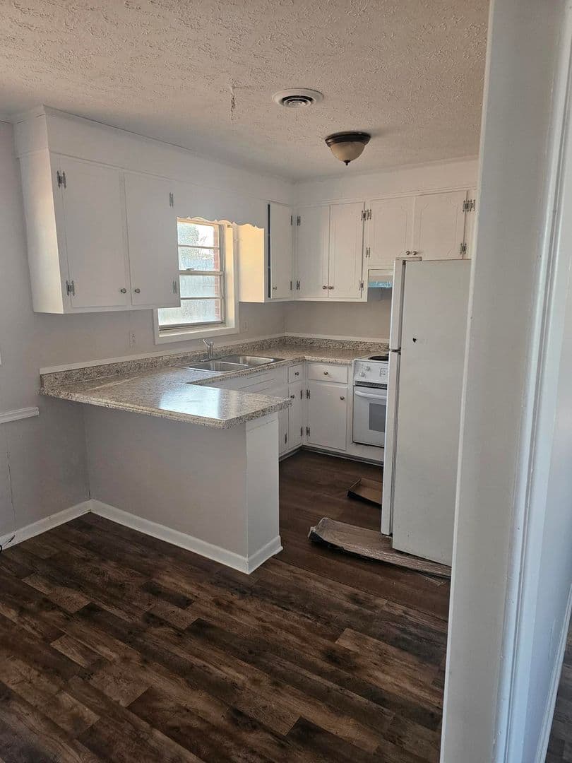 AUGUSTA House: 2513 DEXTER RD