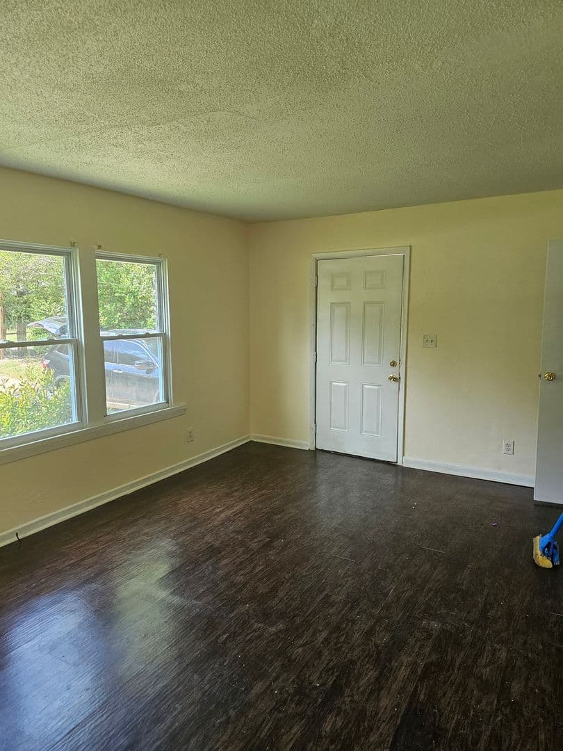Augusta House: 2430 Oakridge
