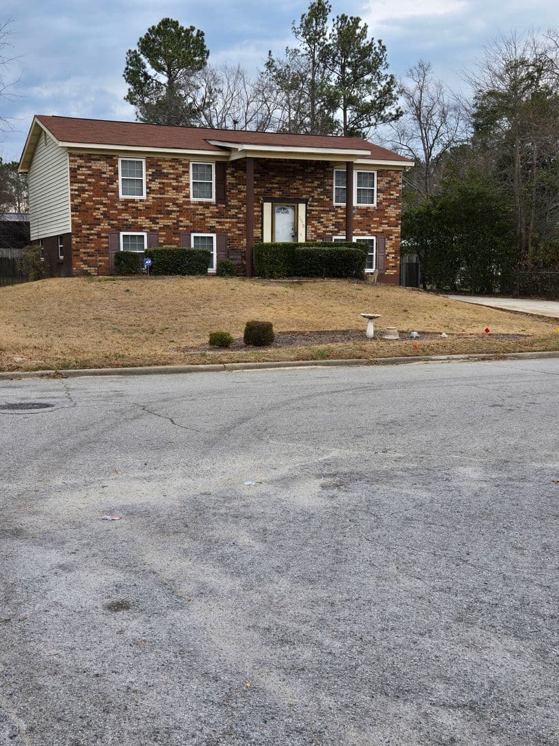 Hephzibah House: 2923 Celeste Drive