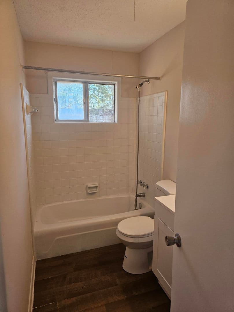 AUGUSTA House: 2513 DEXTER RD