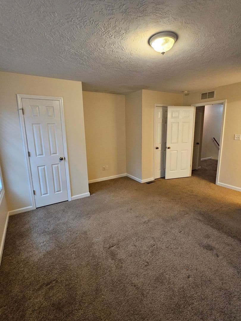 Augusta Townhome: 338 Bay Street