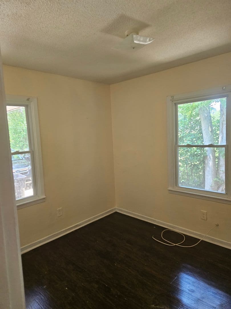 Augusta House: 2430 Oakridge