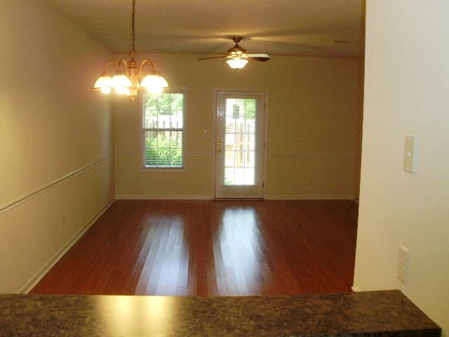 Augusta Townhome: 338 Bay Street