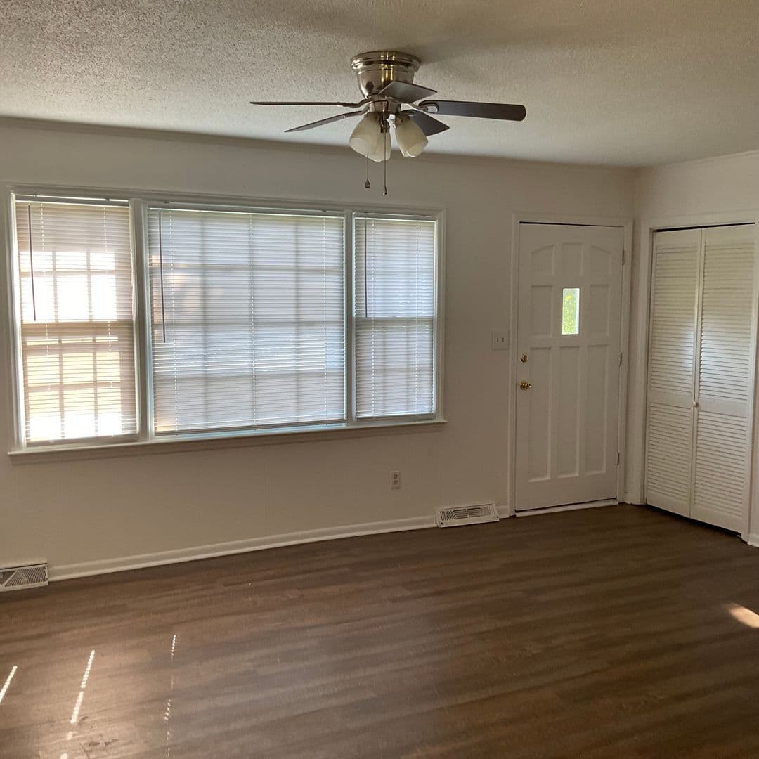 Lincolnton House: 2835 Shrum Street