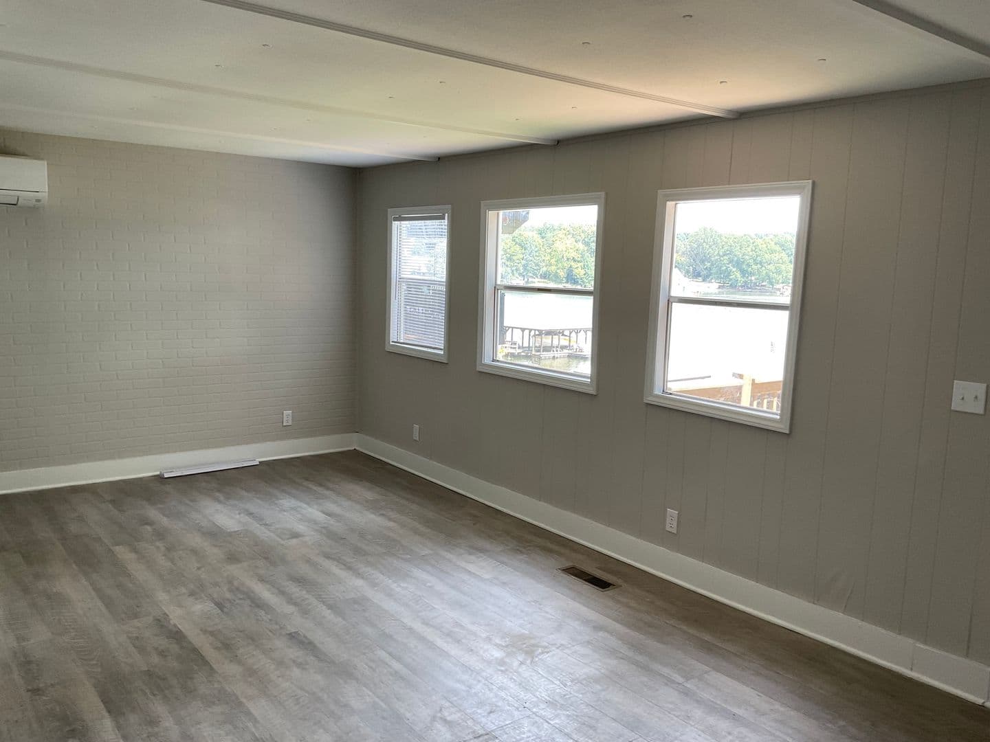 Sherrills Ford House: 6950 Ingleside Drive