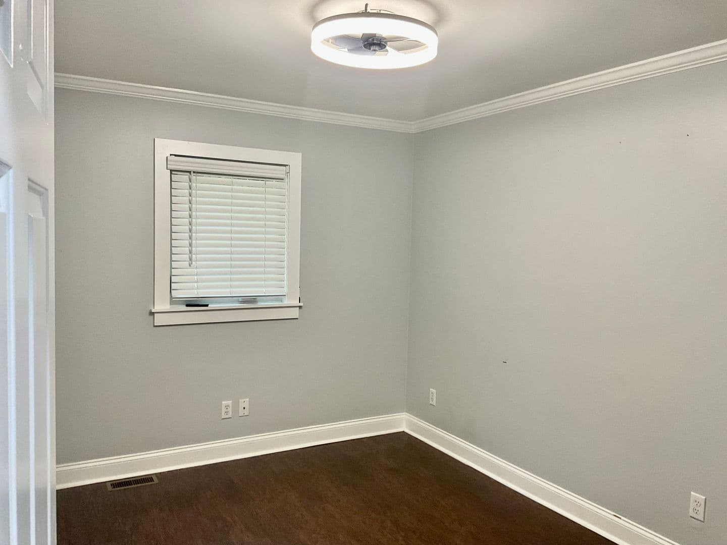Lincolnton House: 1190 Park Cir