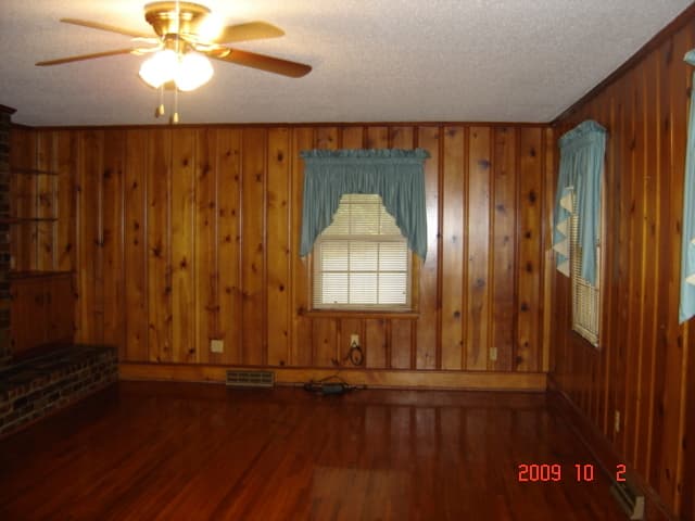 Lincolnton House: 908 Harvey Road