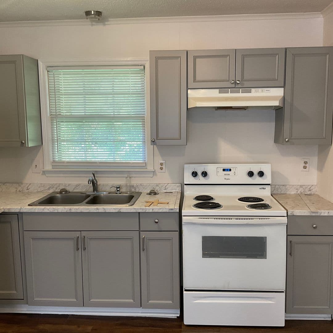 Lincolnton House: 2835 Shrum Street