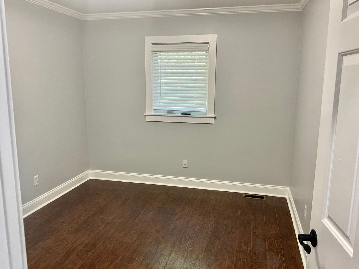 Lincolnton House: 1190 Park Cir