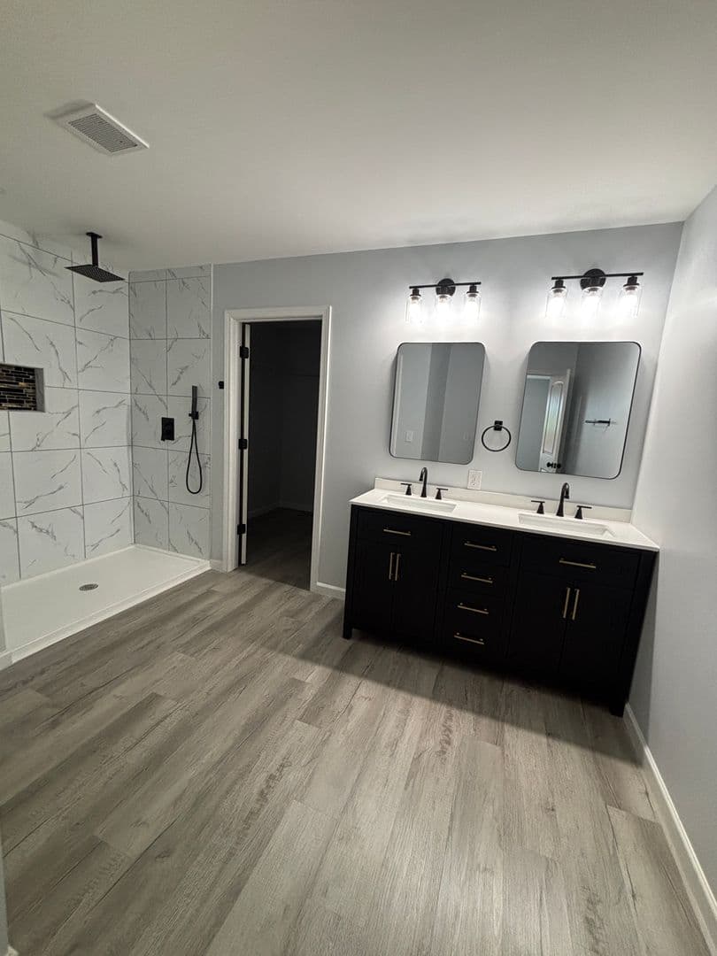 Wellford Townhome: 229 Old Landfill Rd.
