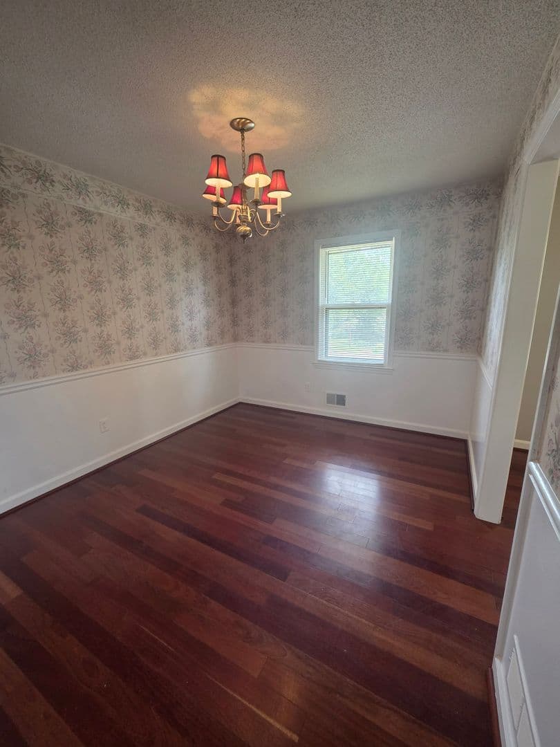 Spartannurg House: 4355 Conrad Dr