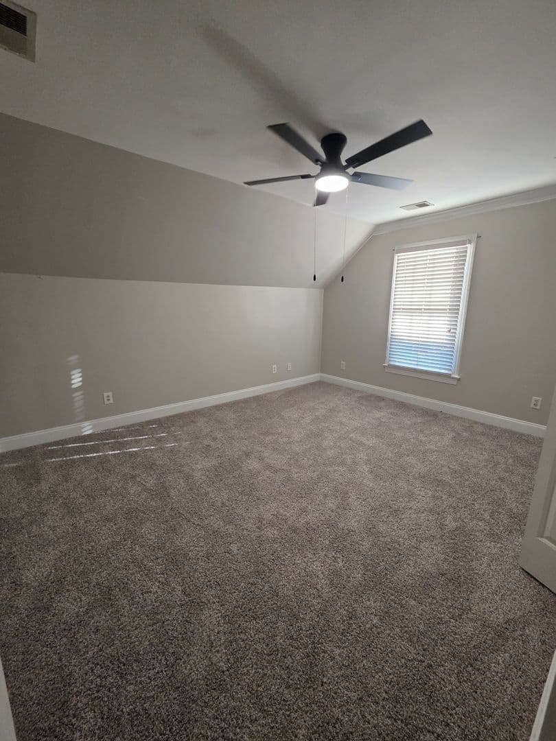 Roebuck House: 522 Saint Helene Ct