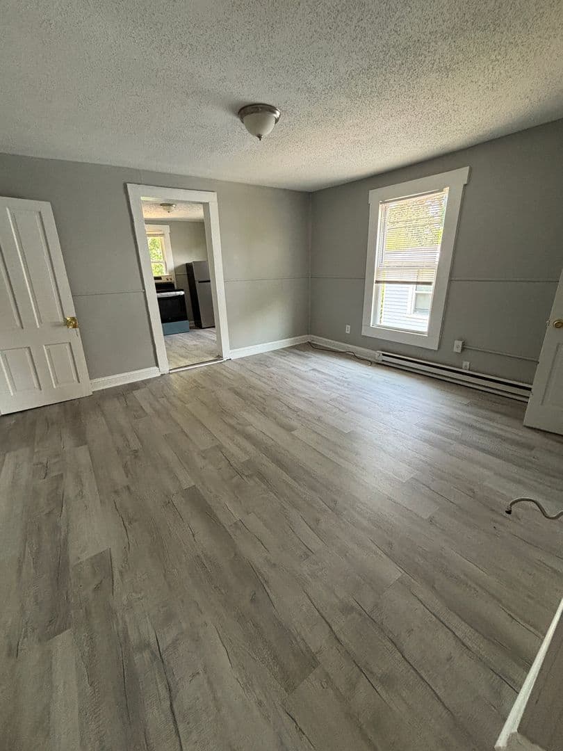 Spartanburg Apartment: 156 Garrett St