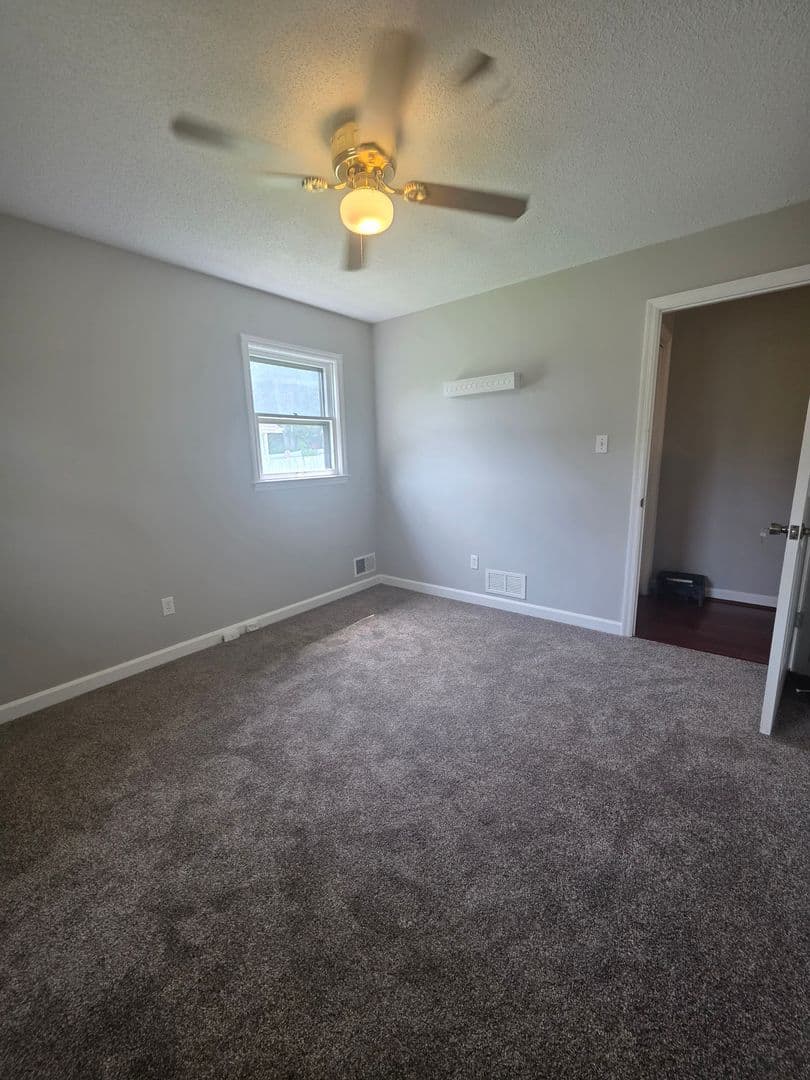 Spartannurg House: 4355 Conrad Dr