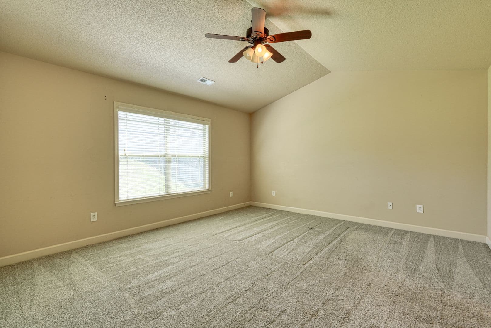 Boiling Springs House: 707 Bankston Dr