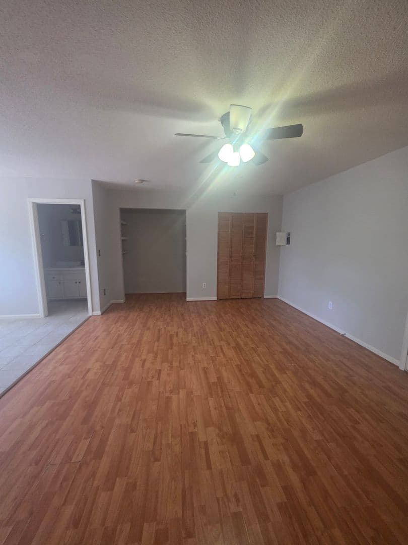 Spartanburg Apartment: 1407 Fernwood Glendale Rd