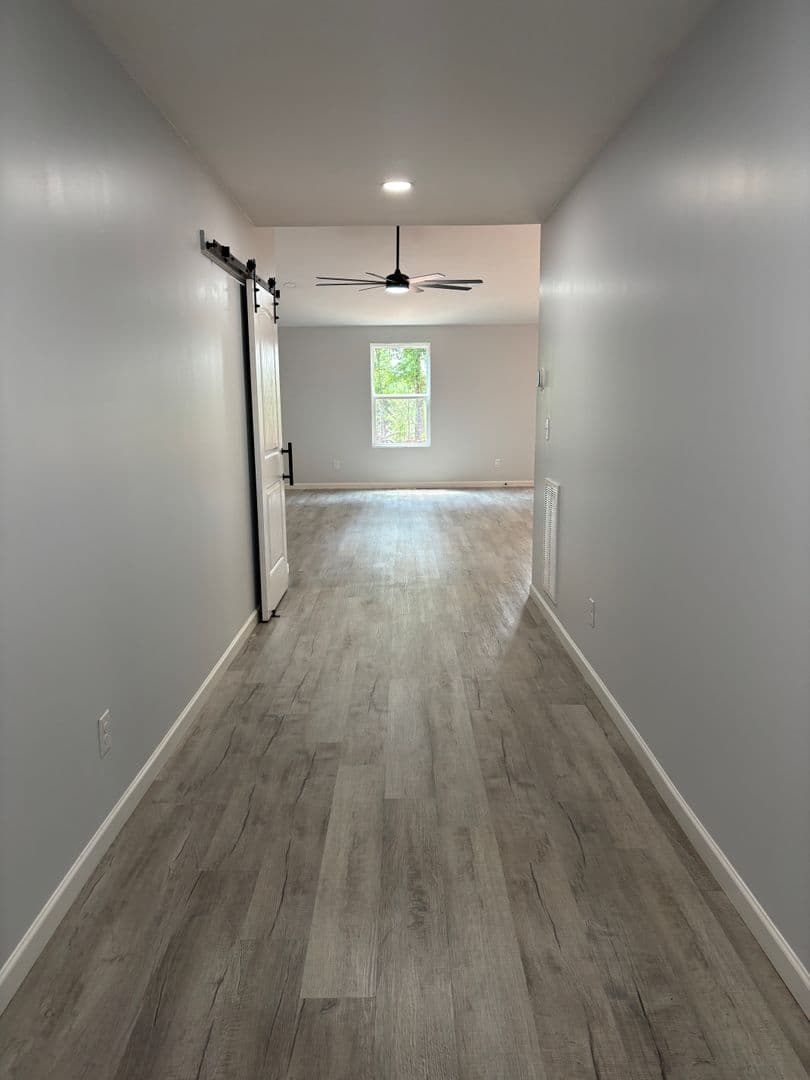 Wellford Townhome: 229 Old Landfill Rd.