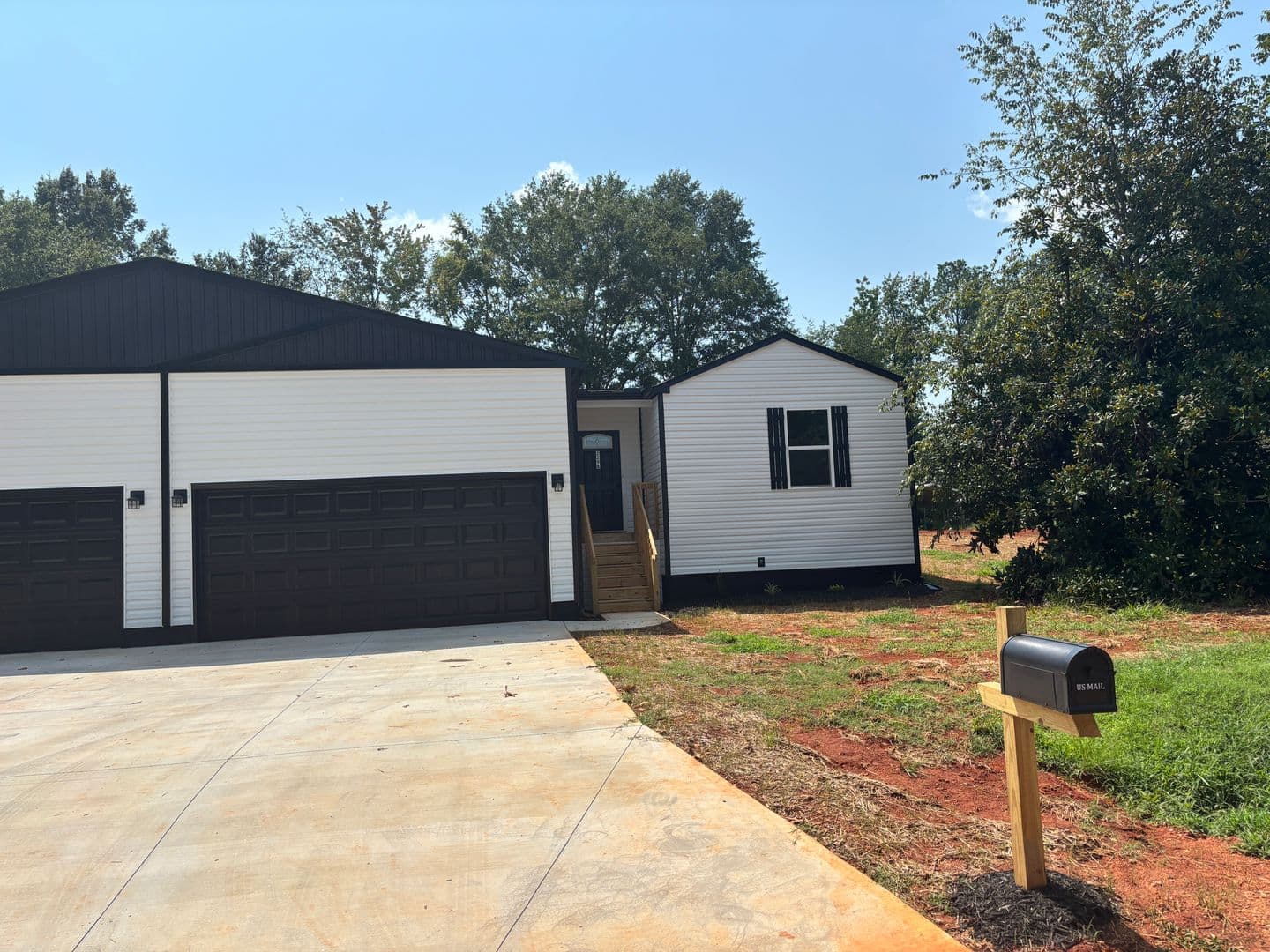 Wellford Townhome: 229 Old Landfill Rd.