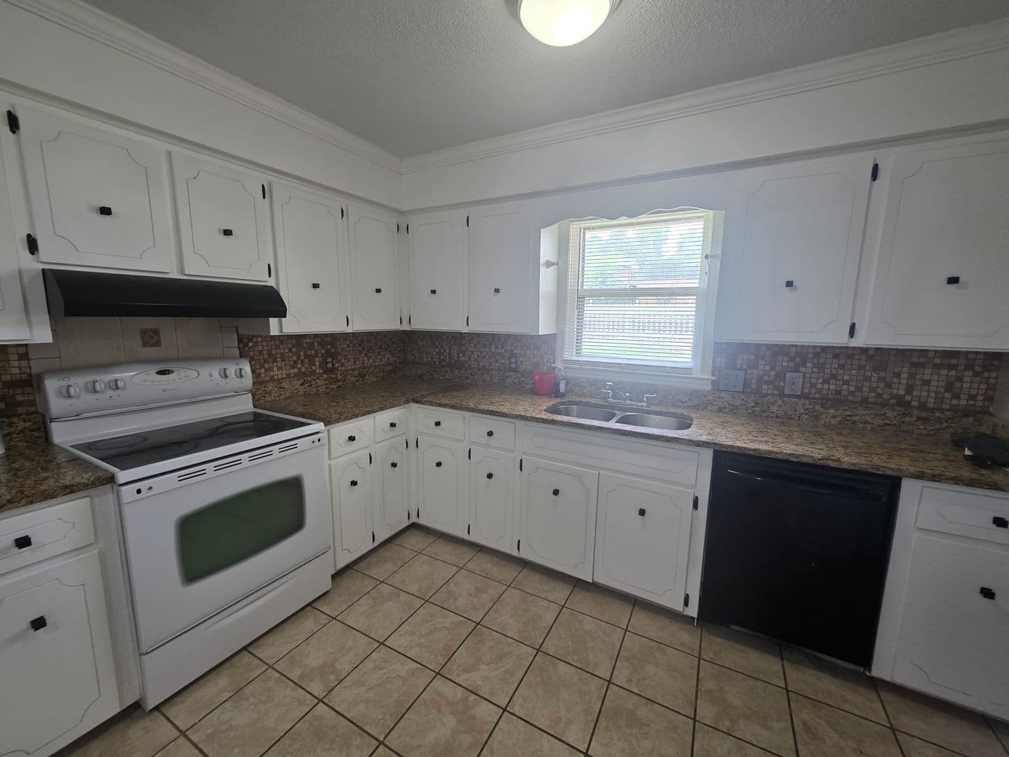 Spartannurg House: 4355 Conrad Dr