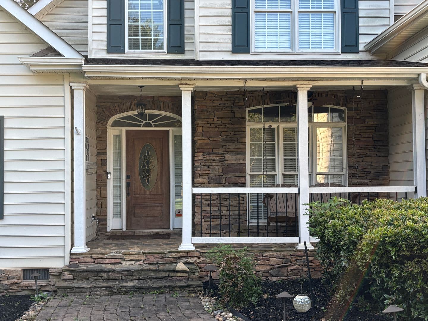 Roebuck House: 522 Saint Helene Ct
